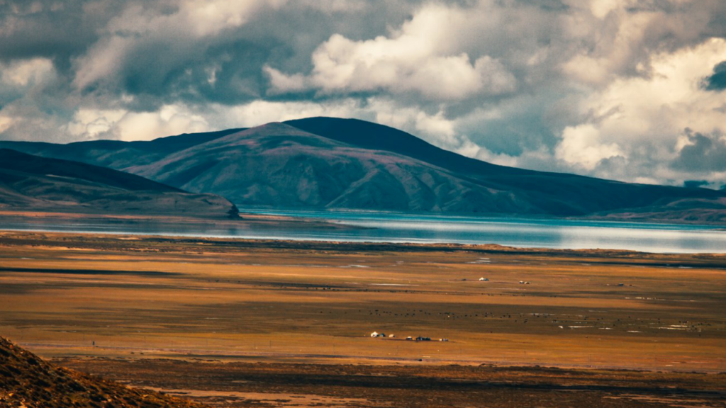 mansarovar lake view